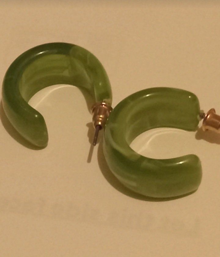 Main image 6