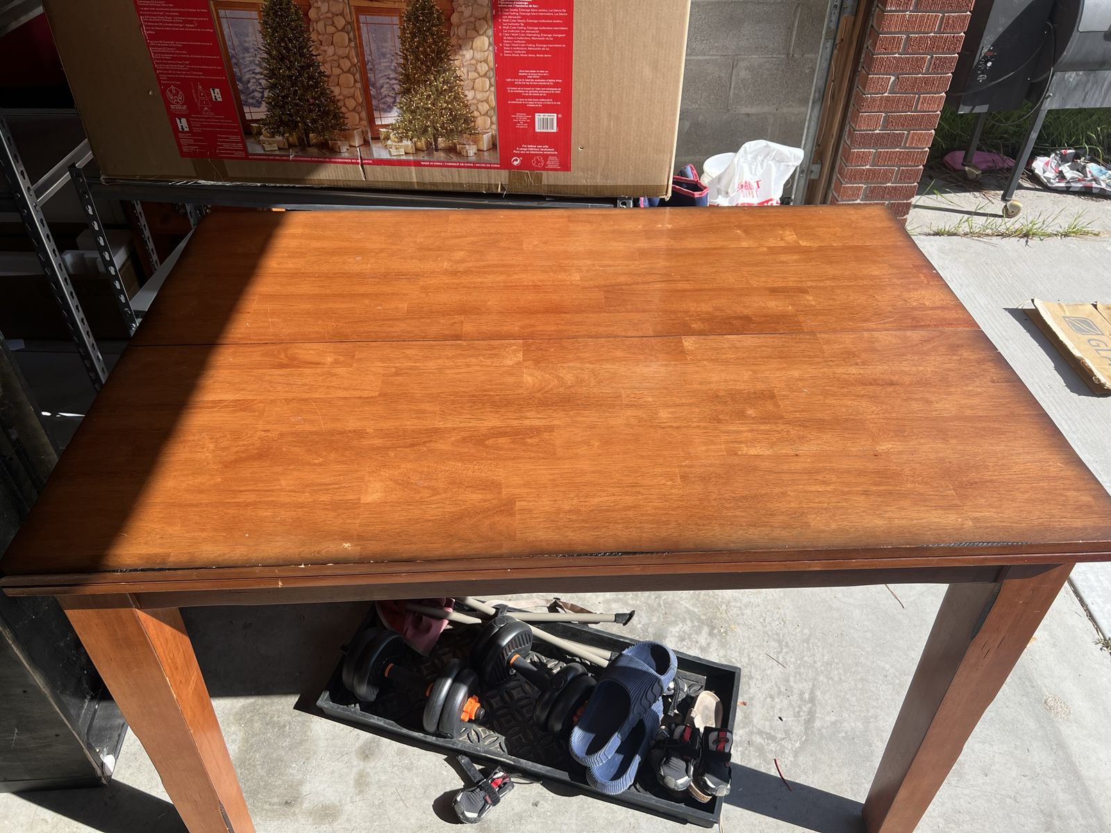 Kitchen Dining Table w/ Butterfly Leaf & 8 Chairs