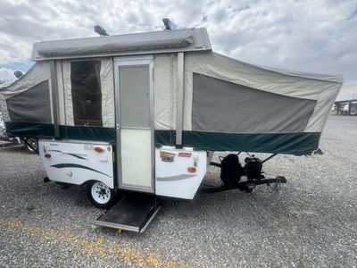 PrIstine Like New 2010 Sedona Heater/awning