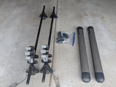 Yakima & Thule Ski/Snowboard Roof Rack System - Crossbars, Ski Carriers & Wind Fairing