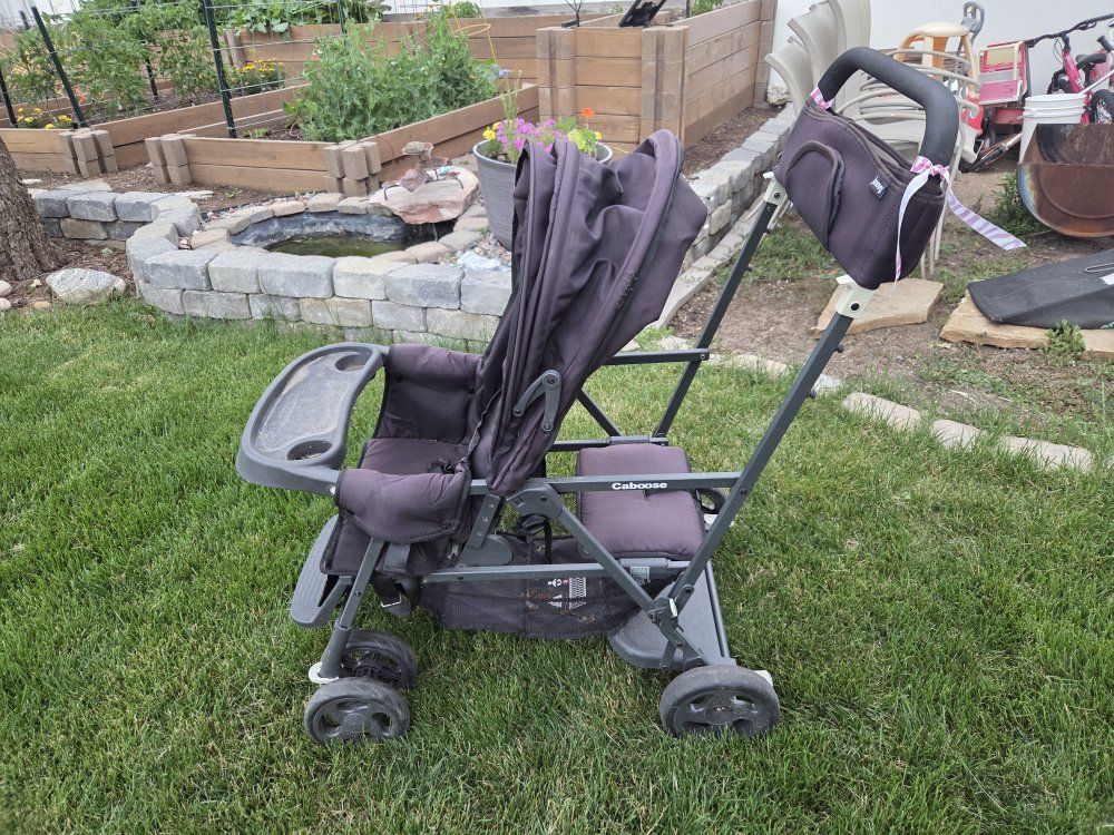 Joovy Caboose- compact double stroller