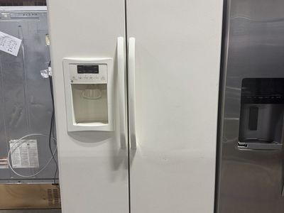 Great Deals! GE Side-by-Side Refrigerator - Beige color