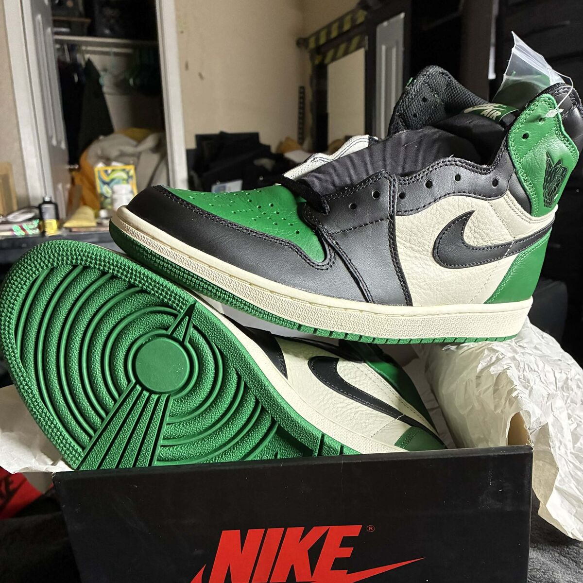 Air Jordan 1 High brand new size 12