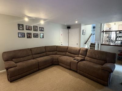 Cheers / Man Wah Reclining Sectional – Costco – Excellent Condition – $1,250 OBO