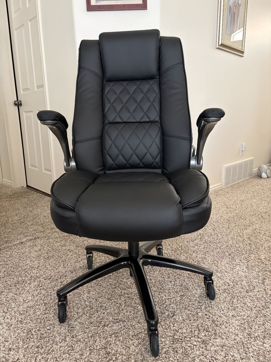  Office Chair with high back 