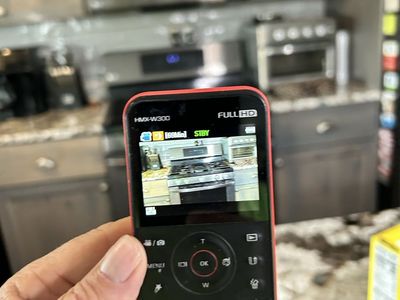 Samsung W-300 HD Pocket Video/Cameria