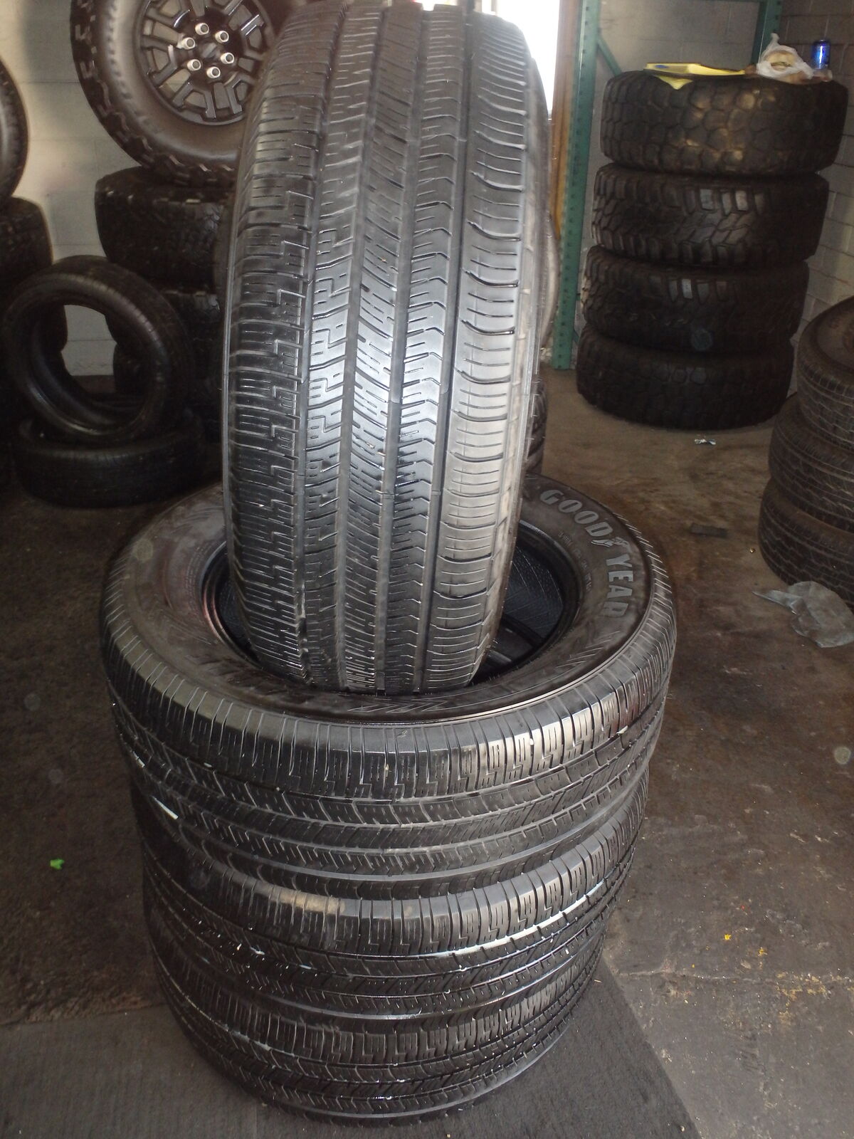 255/60R18 GOODYEAR EAGLE ENFORCE SET OF USED TIRES