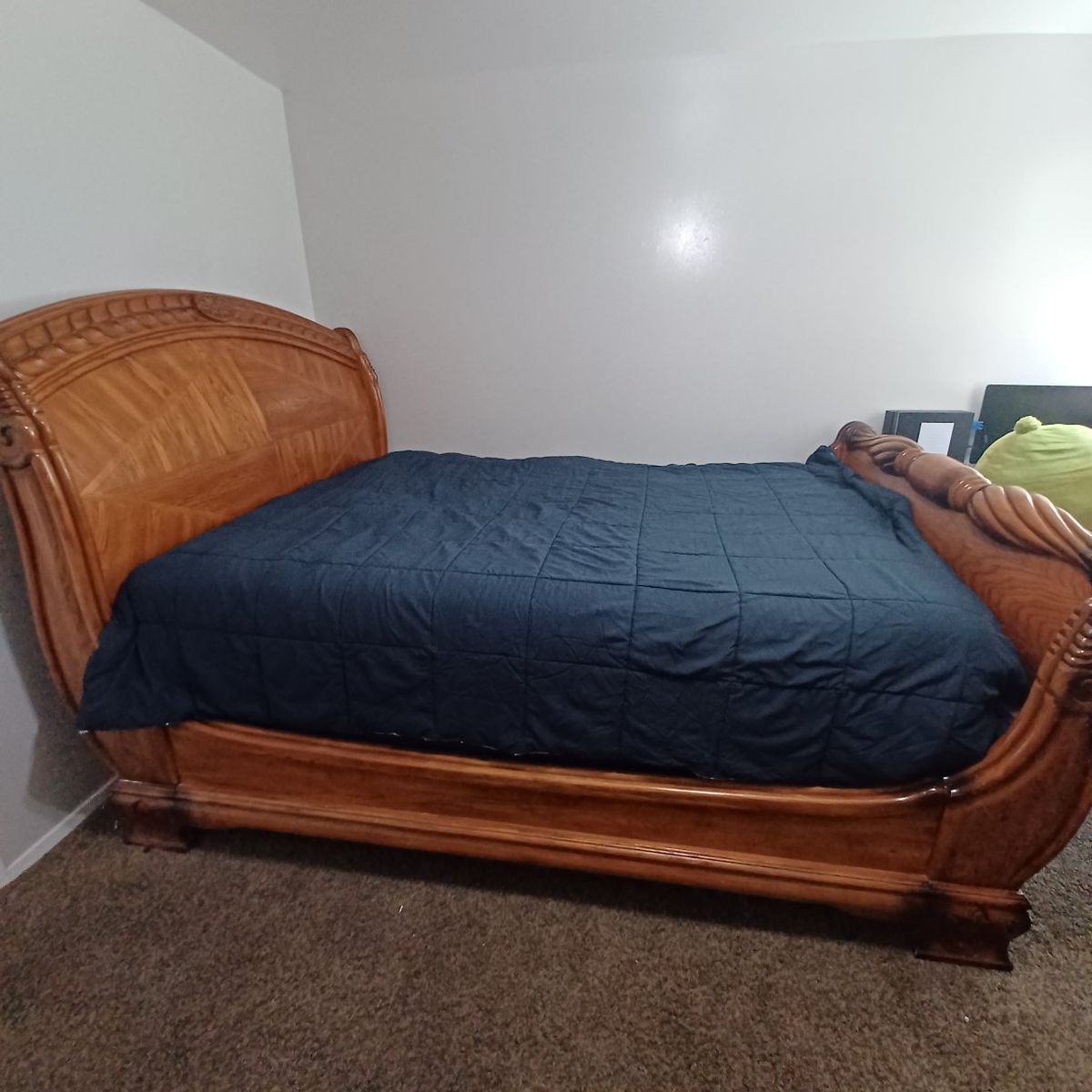 Main image 6