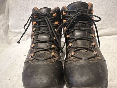 Danner Men’s 11 Brown Gore-Tex Leather Workboots