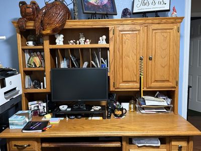 Home office Desk with Hutch