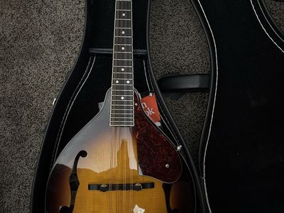 Epiphone MM30 Mandolin Sunburst with Hard Case
