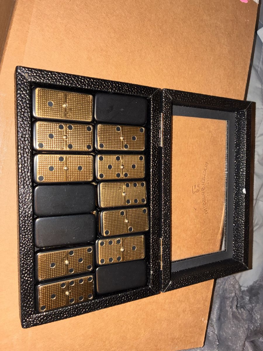 Bucher&Rossini Metal Surface Dominoes Set Double 6, Classic 28Pieces Gold Metal Surface Domino's Game.