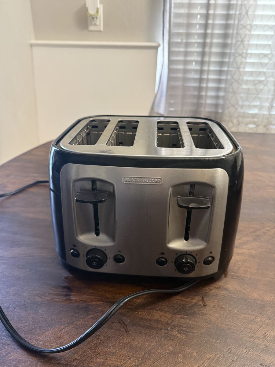 Black and Decker 4 Slice Toaster