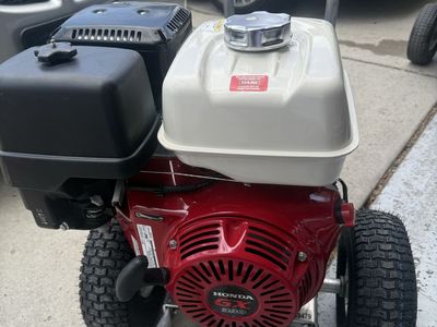 Honda pressure washer 13hp 4000psi 4gpm with cat pump like new