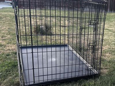 Large Black Metal Dog Crate with Removable Tray