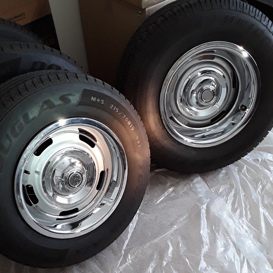 67,68 Camero rally wheels, center caps and rings