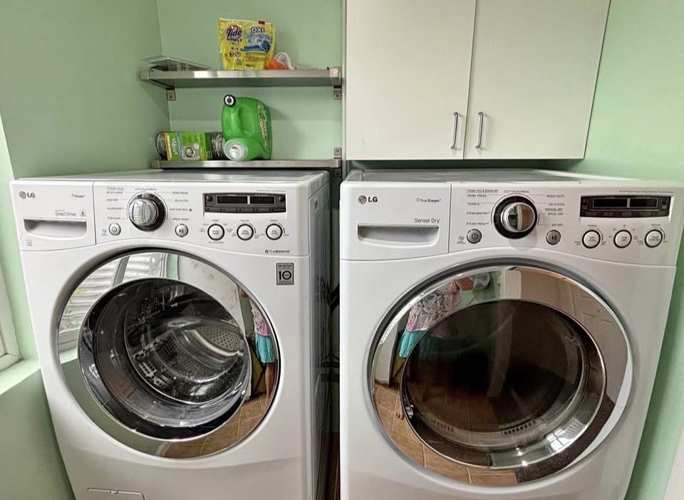 LG Front Load Washer and Gas Dryer Set with Storage Pedestals - White