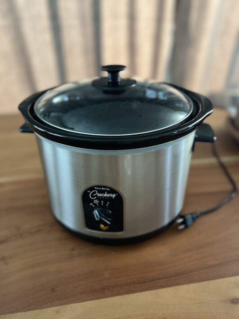West Bend 6 Quart Crock Pot
