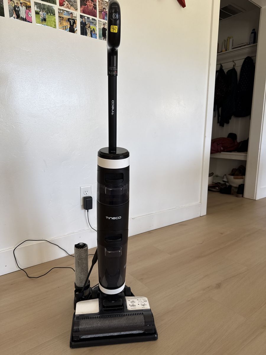 Tineco vacuum mop