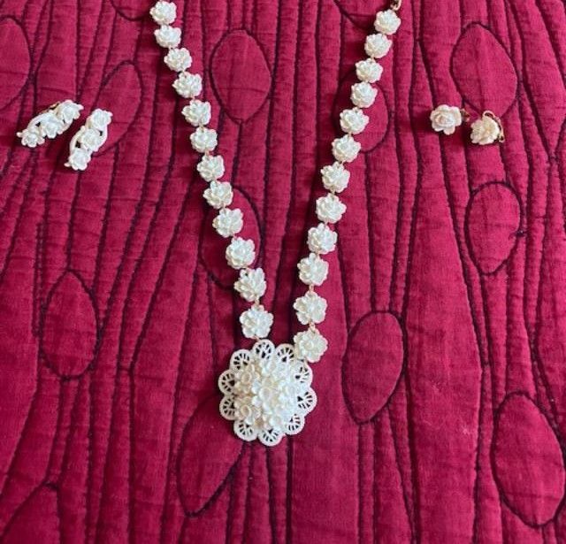 Hawaiian Ivory-Looking CORAL Jewelry - Necklace & 2 Pairs Earrings - Unique and Exquisite