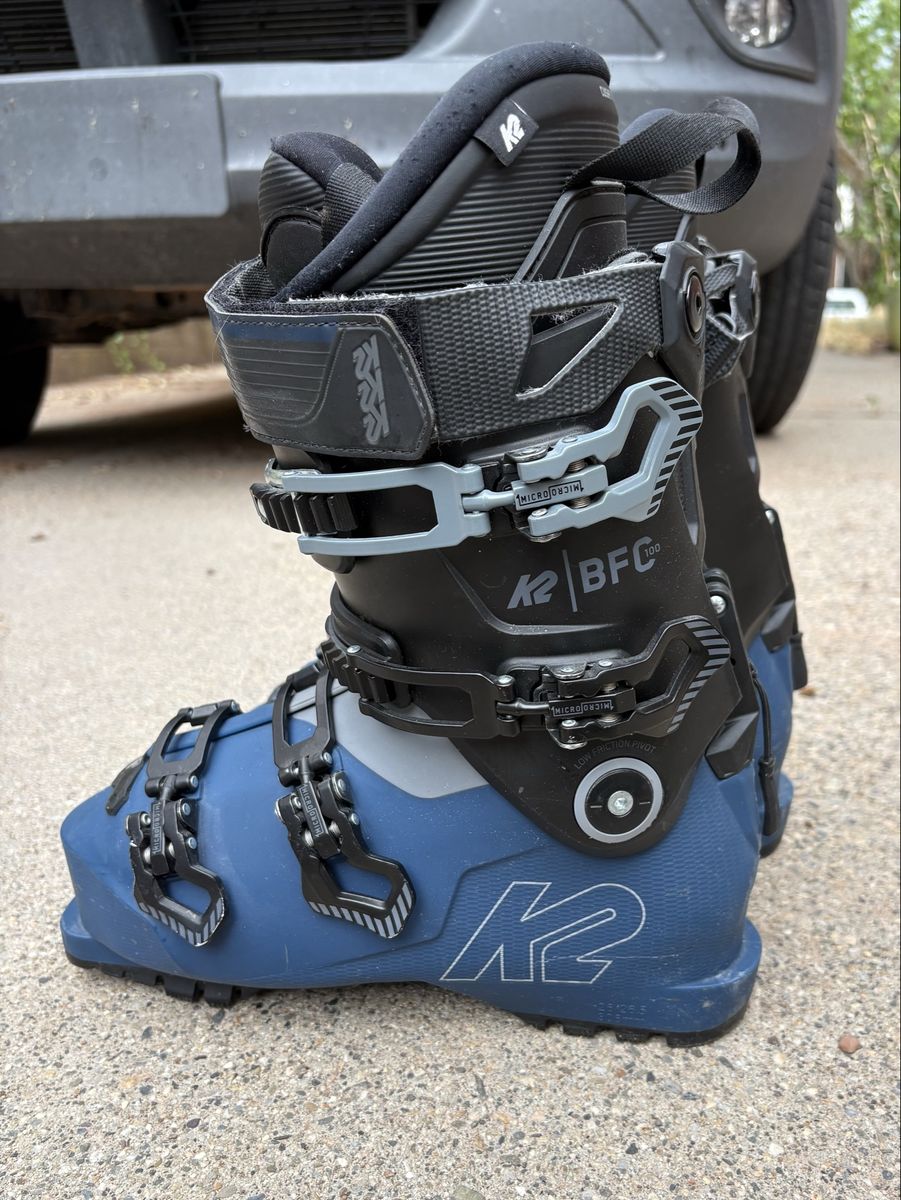 K2 BFC 100 Gripwalk Ski Boots - Men's Blue/Black - CushFit Plus, Apres Mode, Microlocking Buckles - size 26.5