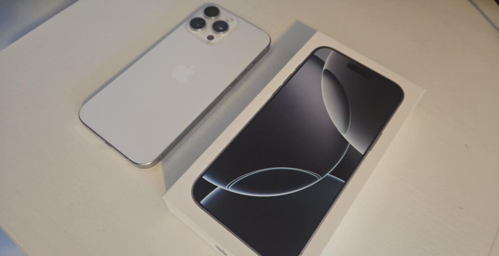 Iphone 16 Pro Max White Factory Unlocked