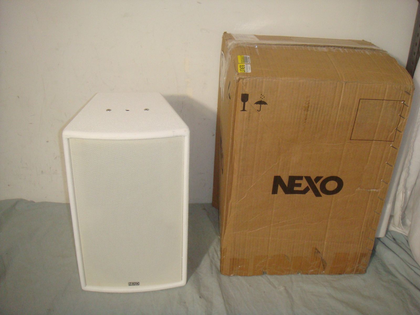 NEXO EPS8-CPW IP55 HIGH POWER INSTALLATION 8" PASSIVE 2-WAY OUTDOOR PA LOUDSPEAKER -WHITE