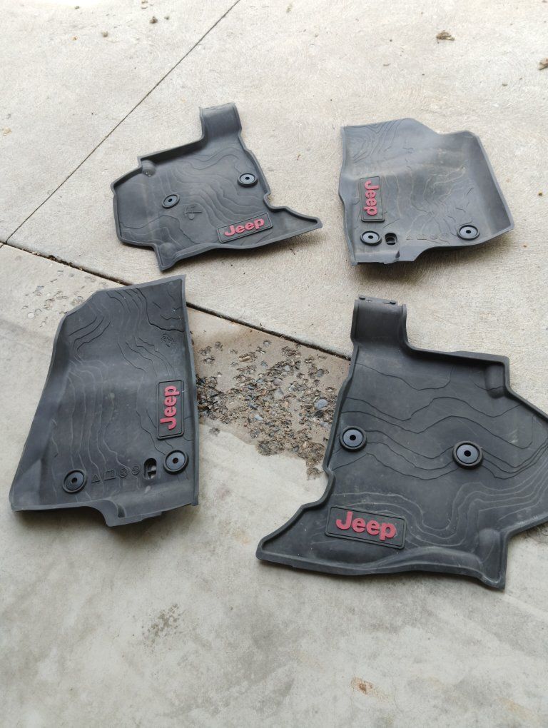 Jeep Rubicon floor mats