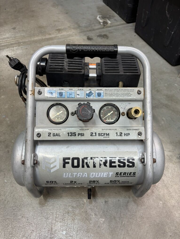 Fortress 2 Gallon Fast Recovery Air Compressor