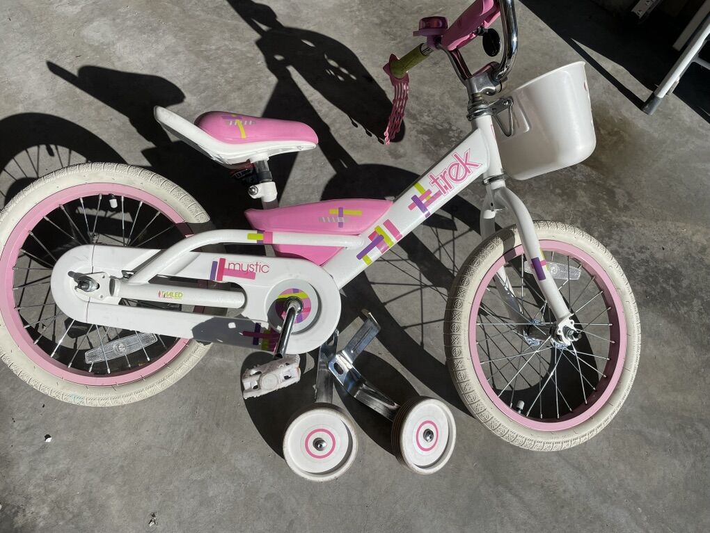 Girl Trek Bike