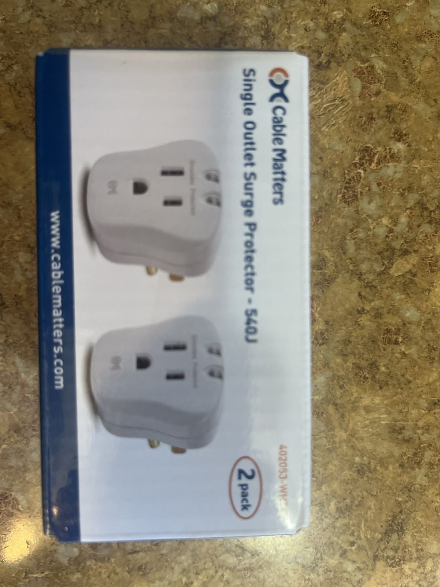 Cable Matters Single Outlet Surge Protector 540J - 2 Pack, White