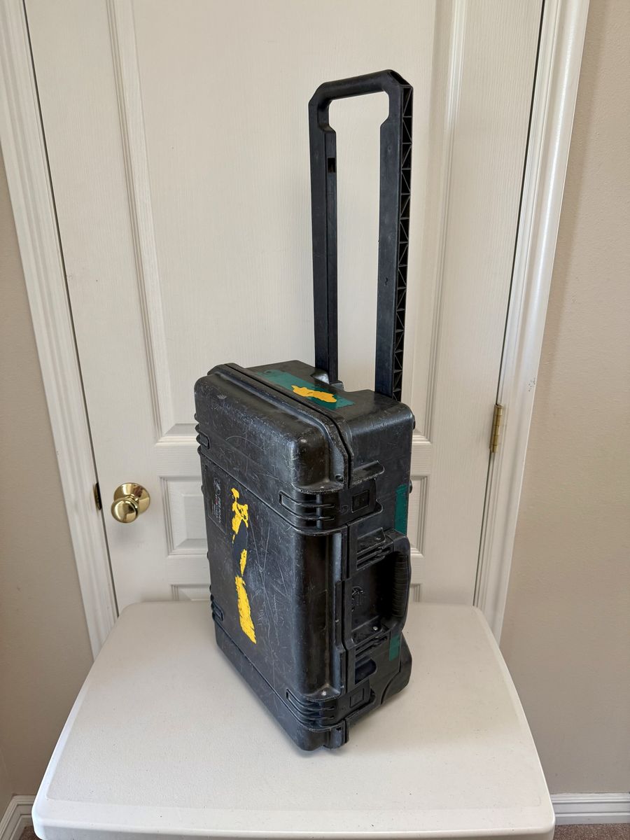 Pelican Storm Case iM2500 Storm Trak Wheeled Case