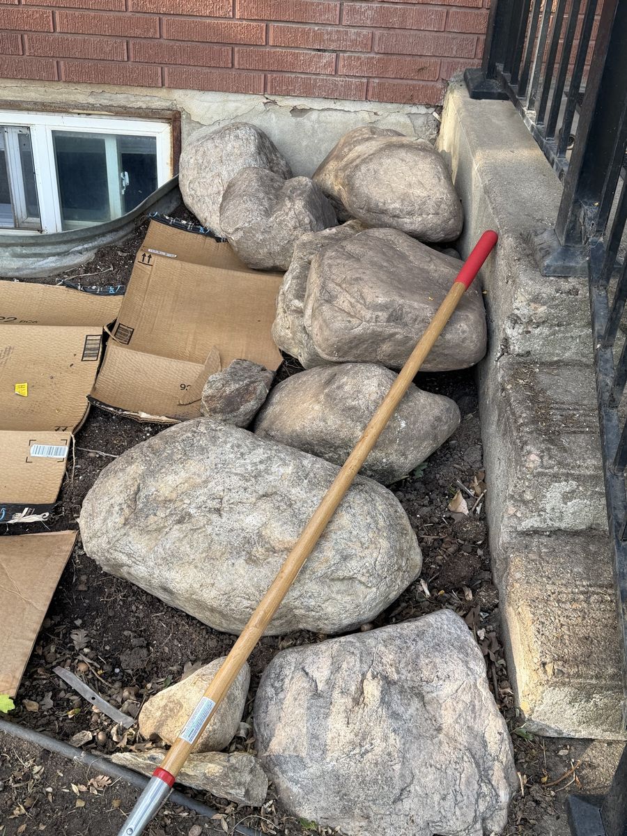 Large Landscaping Rocks / Boulders - Natural Grey Tones