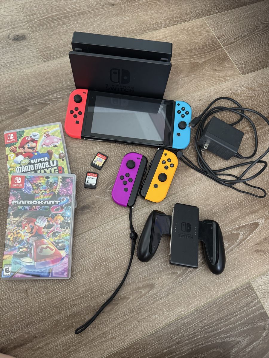 Nintendo Switch