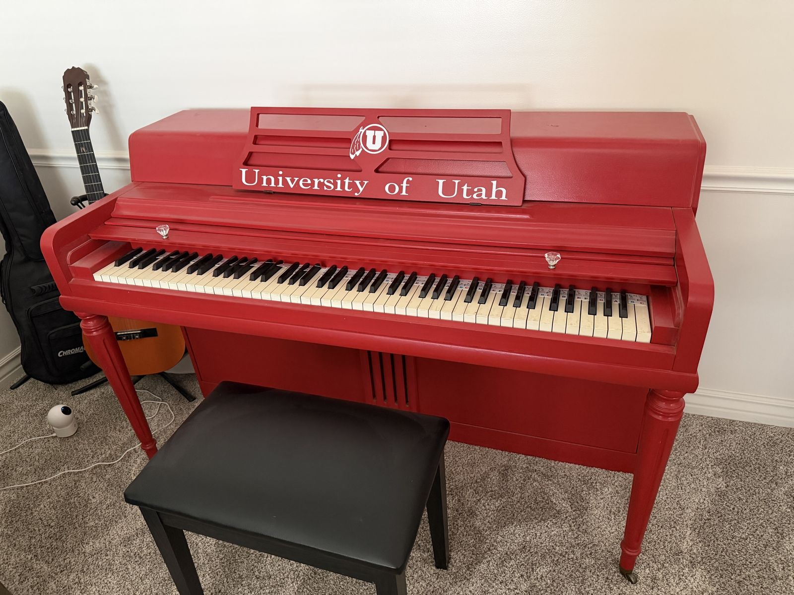 Piano - University of Utah themed