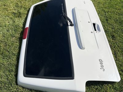 Jeep Cherokee XJ Rear Hatch Door White 4.0L with Wiper 97-01
