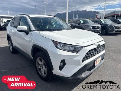 2020 Toyota RAV4 XLE