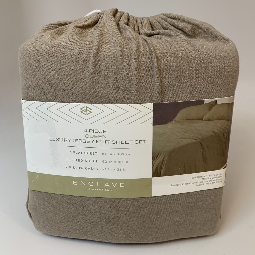 New Queen Knit Bedsheet Set Enclave Collection