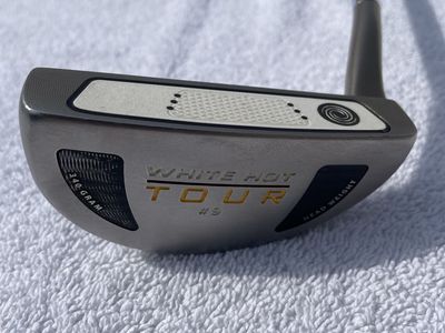 Odyssey Hot White Tour Putte