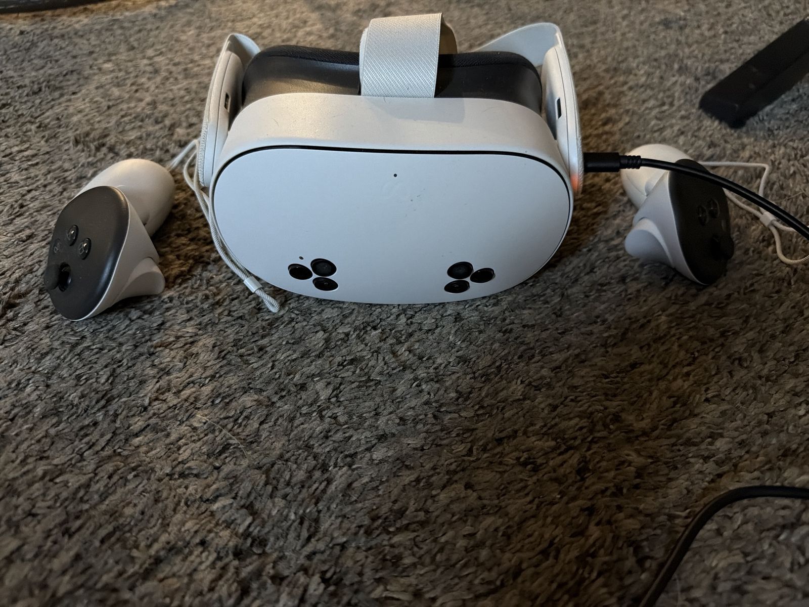 Meta Quest VR Headset with Controllers Used