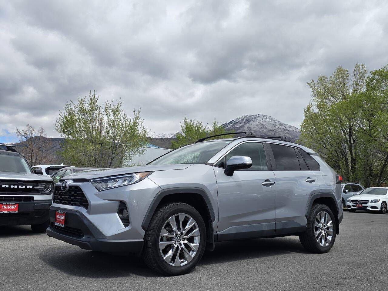 2020 Toyota RAV4 XLE Premium