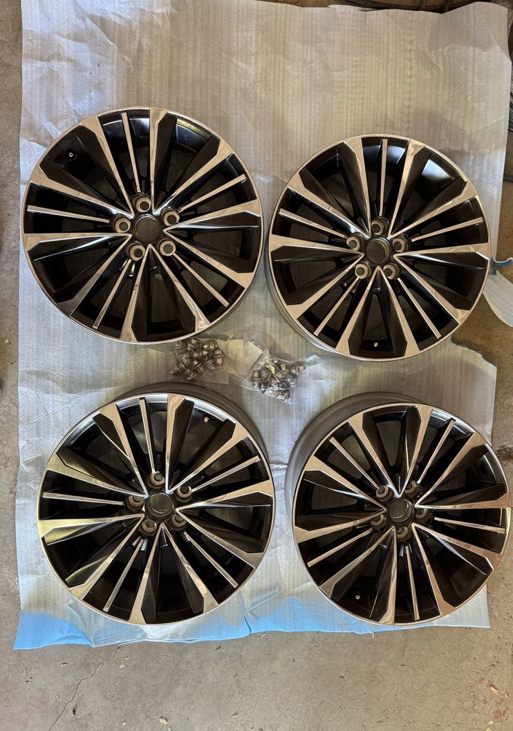 OEM 20" Toyota Grand Highlander Hybrid MAX Platinum Wheels (Set of 4) – New Take-offs