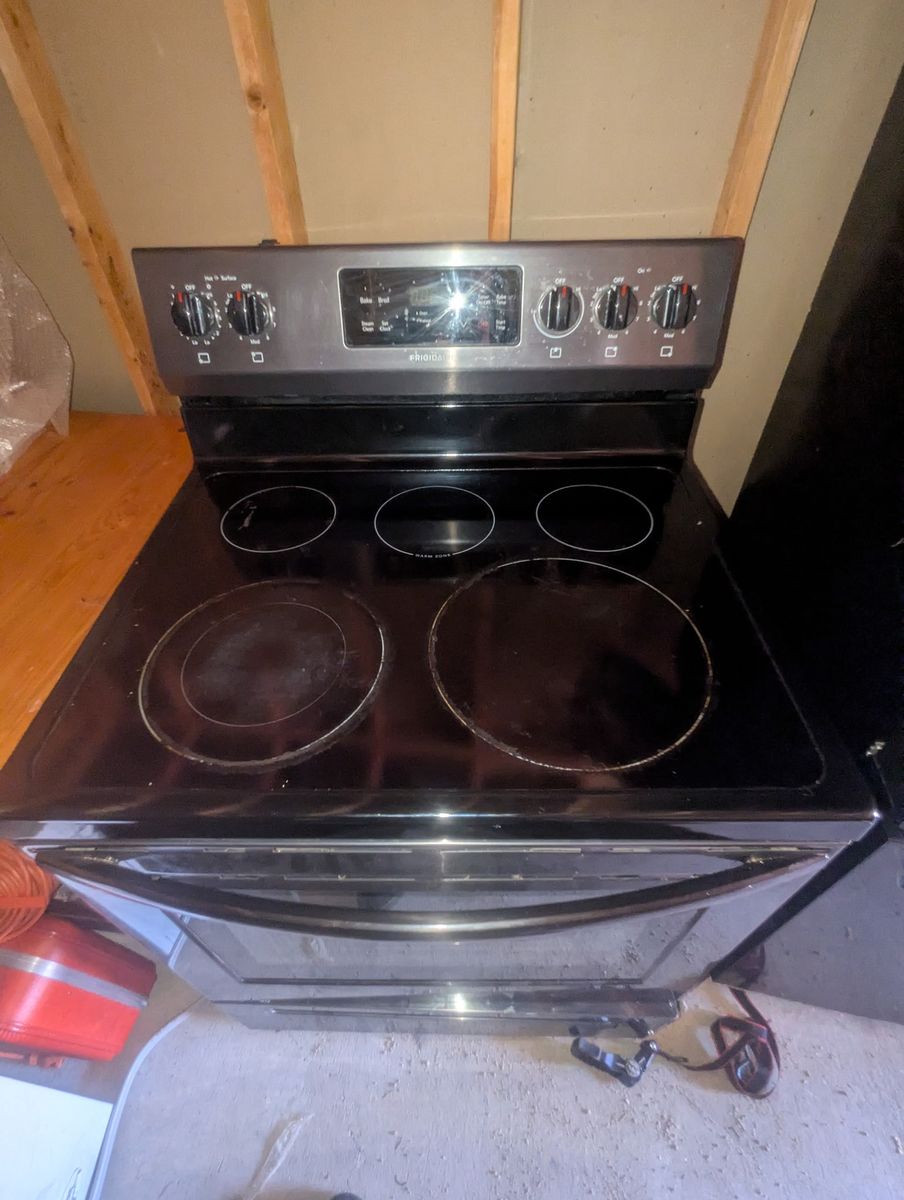 Stove and Fridge