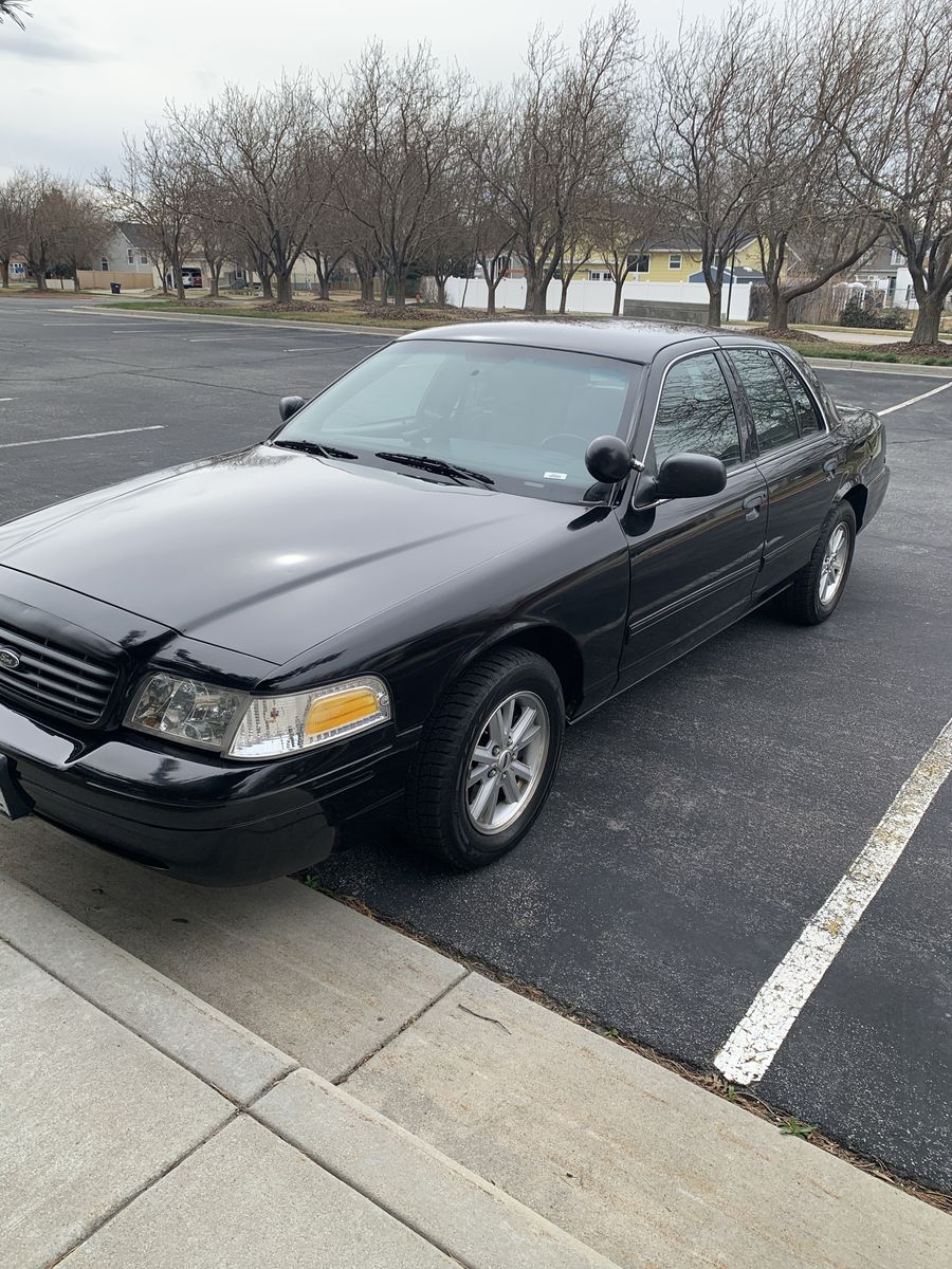 2011 FORD CROWN VICTORIA Police Interceptor