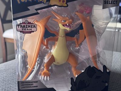 Pokémon Select Trainer Team Series Mega Charizard Y Articulated Figure New in Box