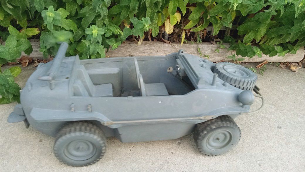 Vintage 1/6 Scale 21st Century Toys Ultimate Soldier WWII German Schwimmwagen Vehicle