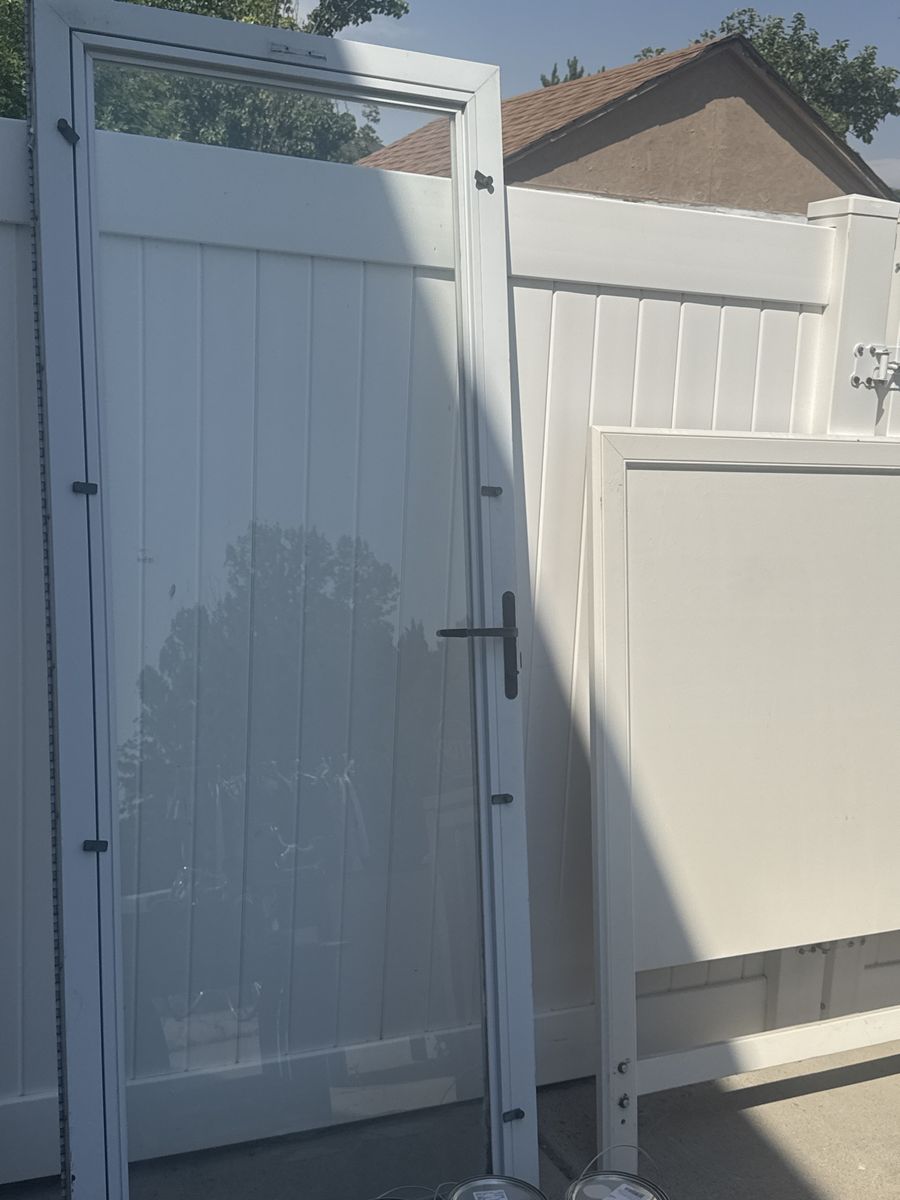 Storm Door with handle