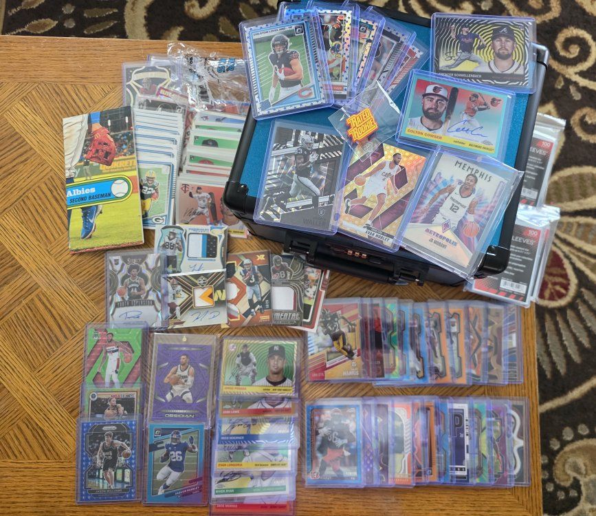 Sports cards lot