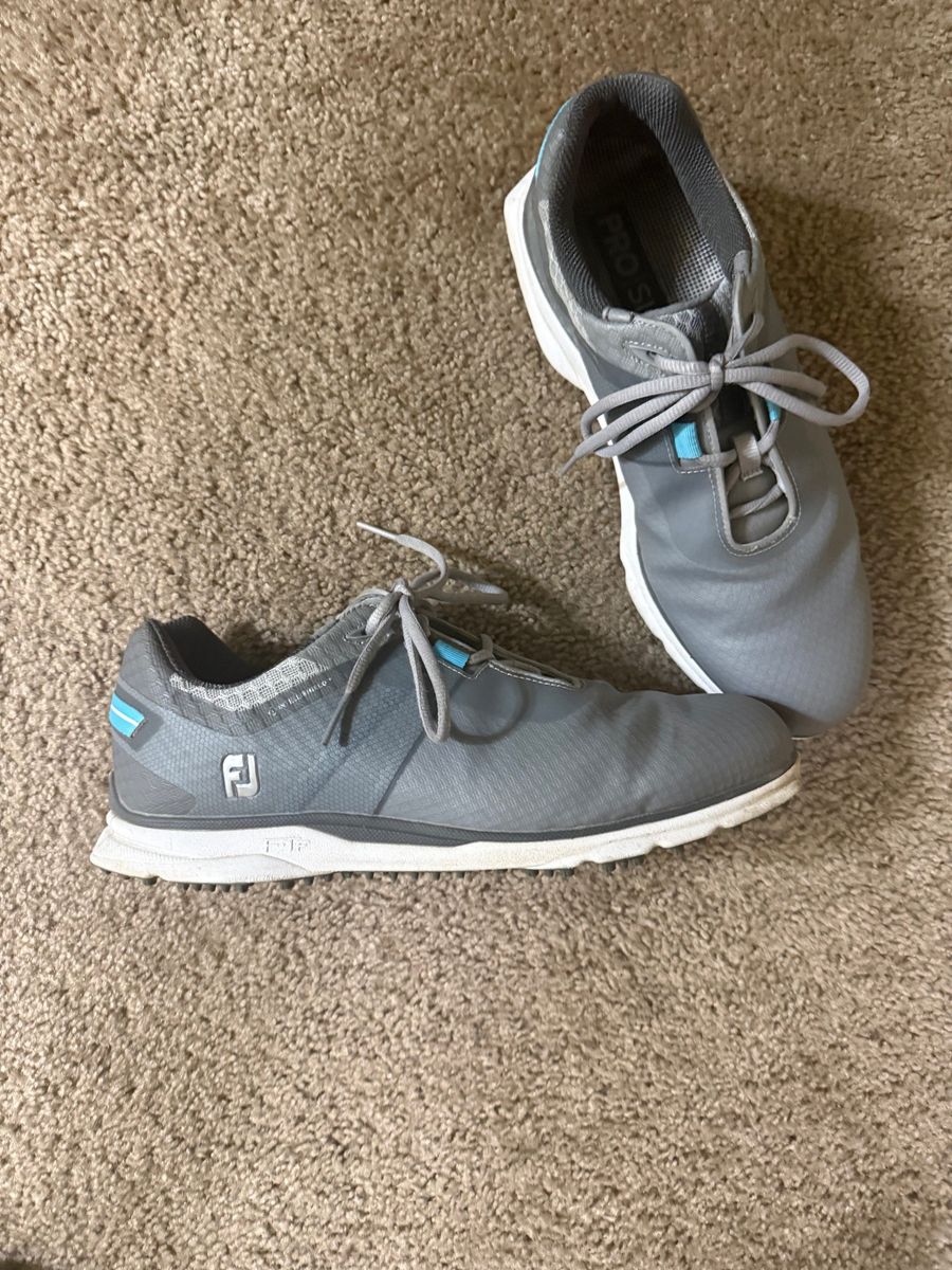 Foot Joy Golf Shoes Free, Size 11