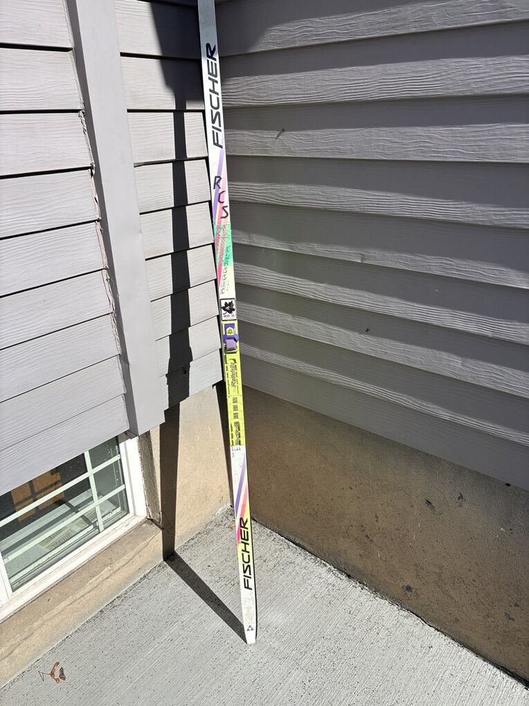 Fischer RCS Classic XC Ski  210cm